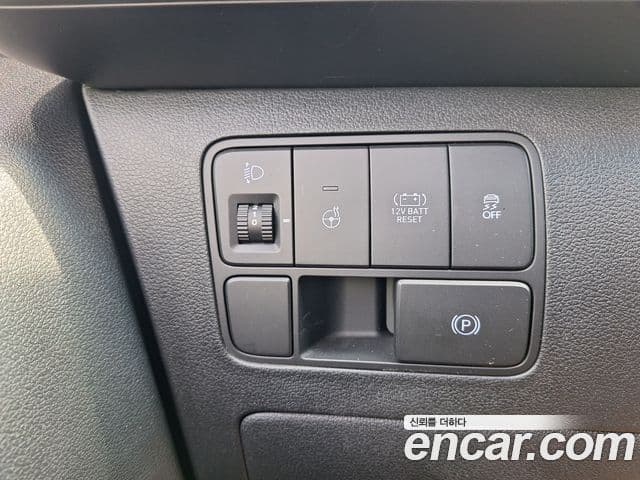 Hyundai Staria 2025 — ფოტო 14/20