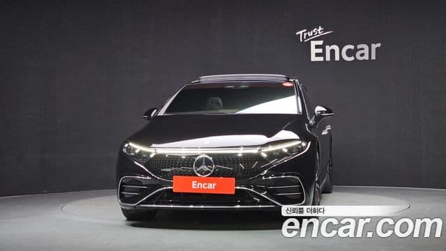 Mercedes-Benz EQS 2023 — Photo 31/35