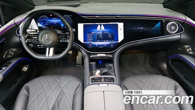 Mercedes-Benz EQS 2023 — Photo 24/35