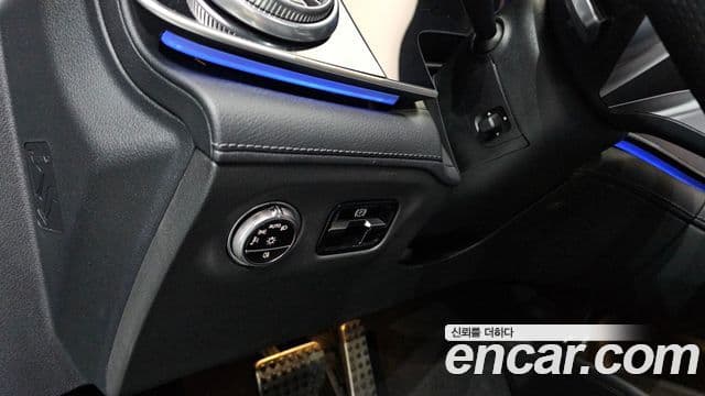 Mercedes-Benz EQS 2023 — Photo 9/35