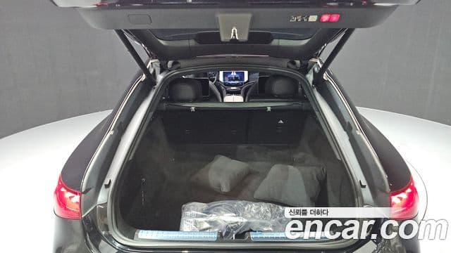 Mercedes-Benz EQS 2023 — Photo 6/35