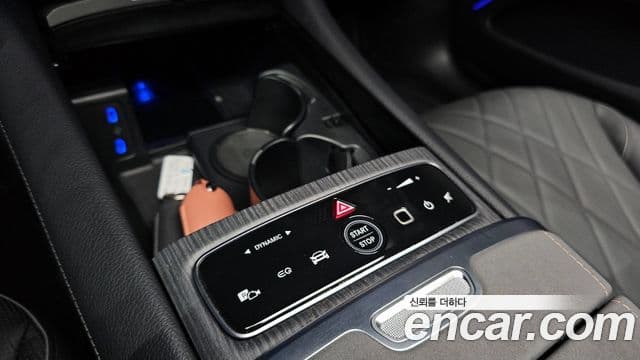 Mercedes-Benz EQS 2023 — Photo 17/35
