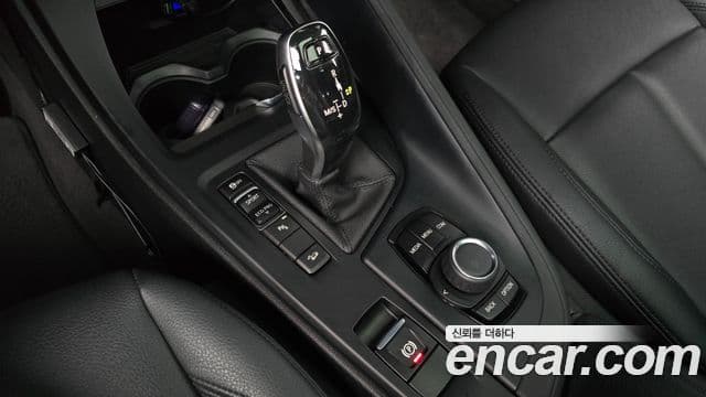 BMW X1 2018 — ფოტო 8/20