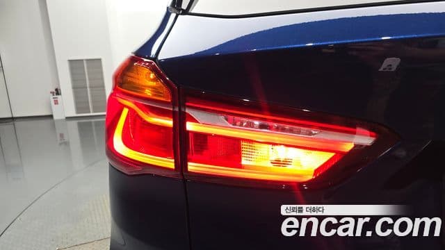 BMW X1 2018 — Photo 23/34