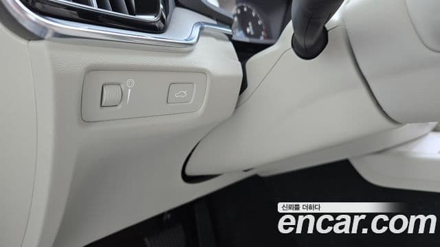 Volvo V60 Cross Country 2021 — Şəkil 15/20