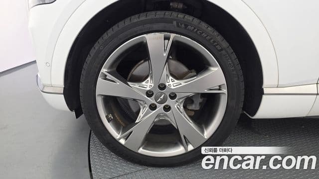 Genesis GV80 2020 — фото 5 из 20