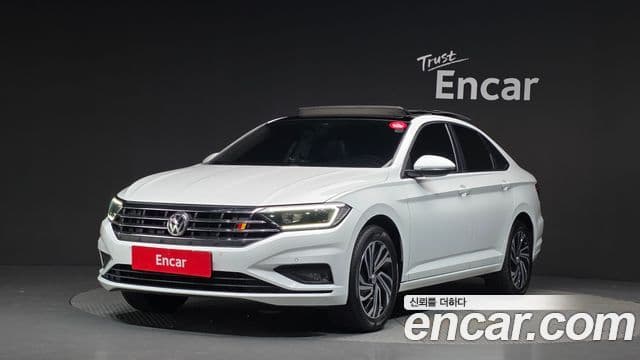 Volkswagen Jetta 2021 — ფოტო 1/20