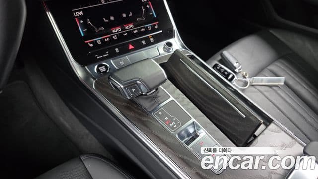 Audi A6 2021 — ფოტო 9/20