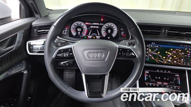 Audi A6 2021 — ფოტო 14/20