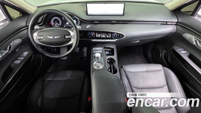 Genesis GV70 2021 — ფოტო 7/20