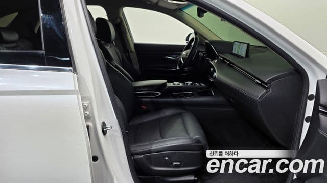 Genesis GV70 2021 — ფოტო 11/20