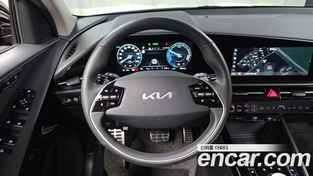 Kia Niro 2022 — Şəkil 13/20