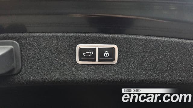 Genesis Electrified G80 2020 — ფოტო 15/20