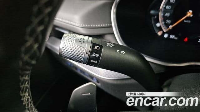 Genesis G80 2020 — ფოტო 31/32