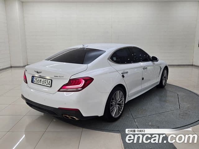 Genesis G70 2020 — Şəkil 10/20