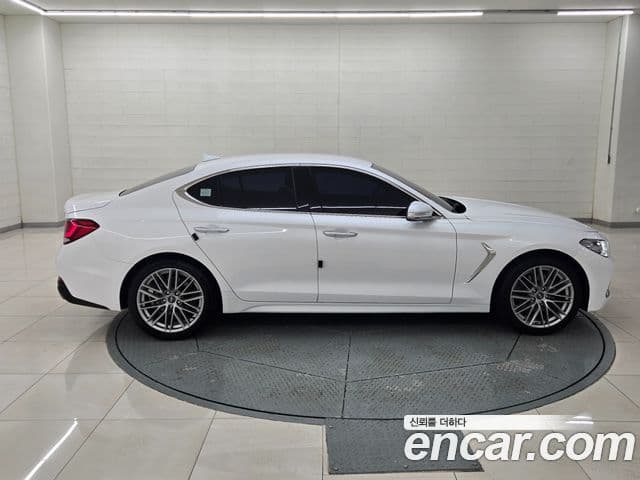 Genesis G70 2020 — Şəkil 18/20