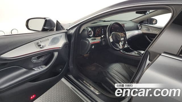 Mercedes-Benz CLS-Class 2019 — Фото 10/20