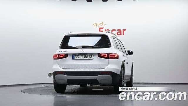 Mercedes-Benz GLB-Class 2021 — Şəkil 4/20