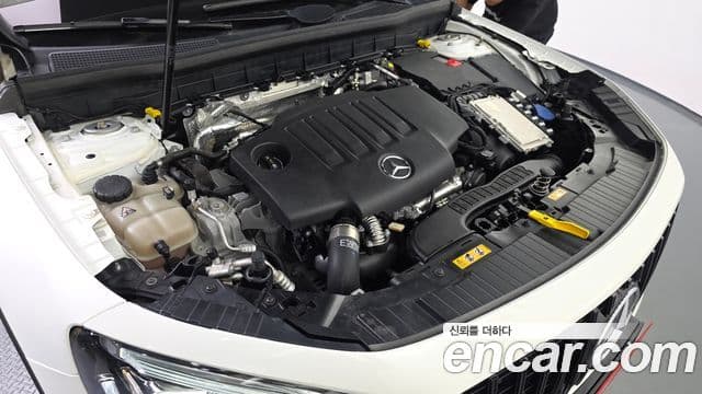 Mercedes-Benz GLB-Class 2021 — Şəkil 6/20
