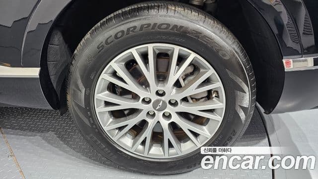 Genesis GV80 2023 — ფოტო 26/33