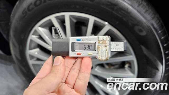 Genesis GV80 2023 — ფოტო 9/33