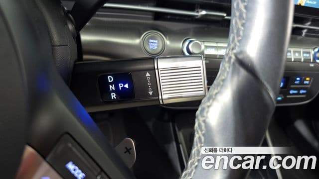 Hyundai Kona 2023 — ფოტო 9/20