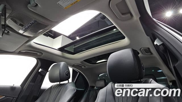 Mercedes-Benz E-Class 2019 — Şəkil 16/20