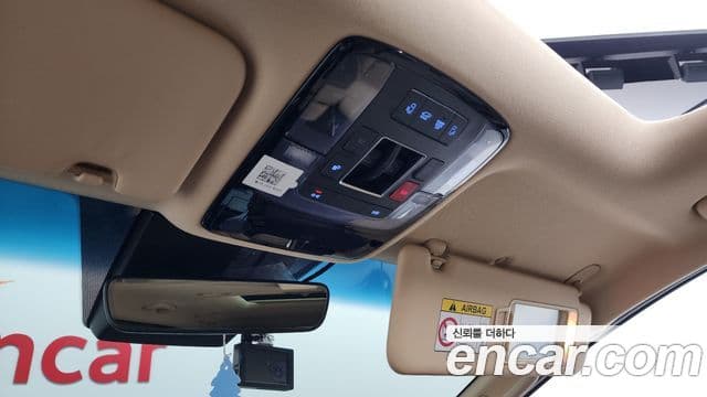 Hyundai Staria 2025 — Şəkil 18/20