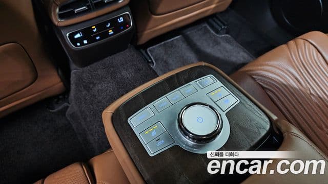 Genesis G80 2023 — Şəkil 17/34