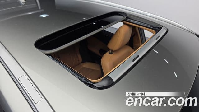 Lexus NX350h 2025 — Şəkil 19/20