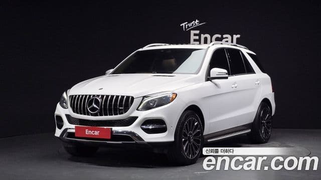 Mercedes-Benz GLE-Class 2018 — Фото 1/20