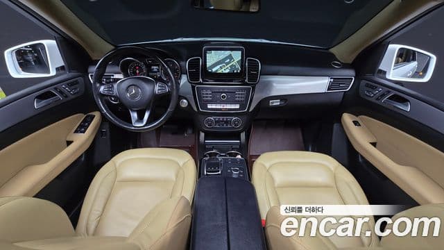 Mercedes-Benz GLE-Class 2018 — Фото 7/20