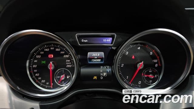 Mercedes-Benz GLE-Class 2018 — Фото 8/20