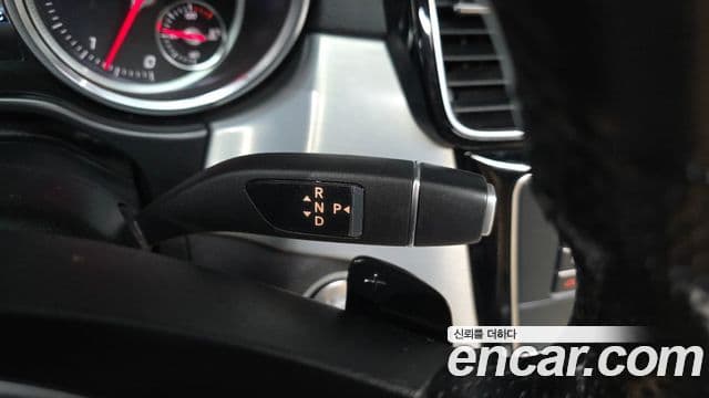 Mercedes-Benz GLE-Class 2018 — Фото 9/20