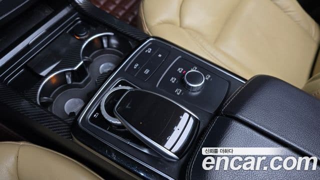 Mercedes-Benz GLE-Class 2018 — Фото 17/20