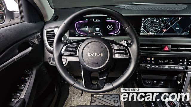 Kia Seltos 2024 — Şəkil 12/20