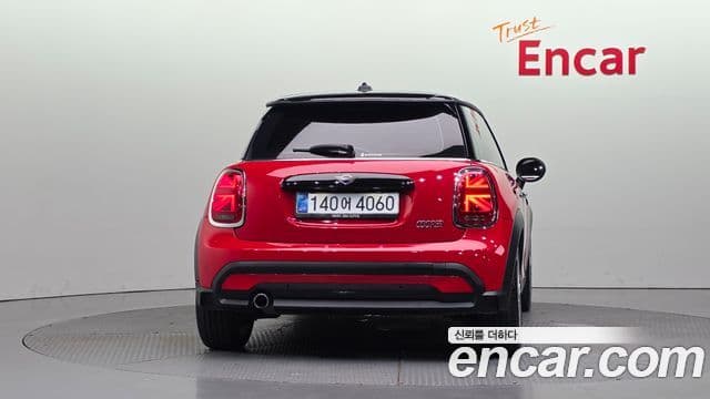 Mini Cooper 2023 — фото 4 из 20
