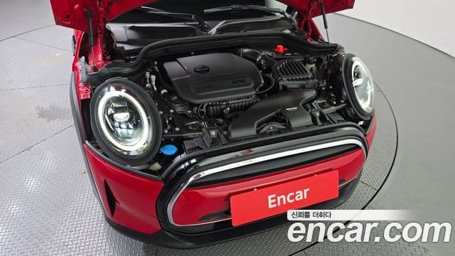 Mini Cooper 2023 — фото 6 из 20