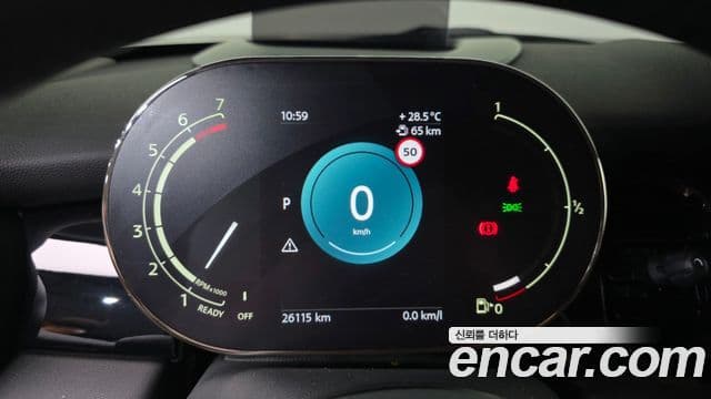 Mini Cooper 2023 — фото 8 из 20