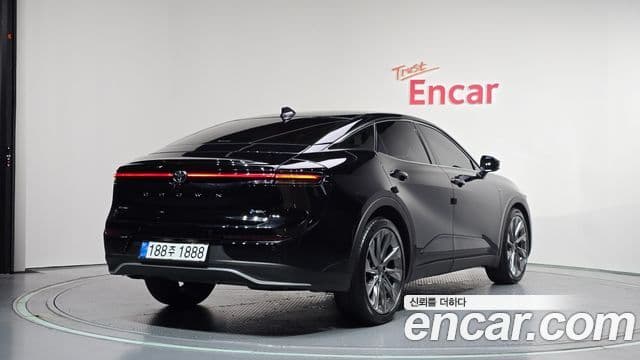 Toyota Crown Crossover 2025 — Şəkil 2/20
