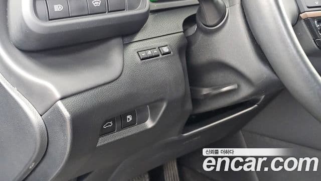 Toyota Crown Crossover 2025 — Şəkil 15/35