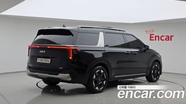 Kia Carnival 2024 — Şəkil 2/20