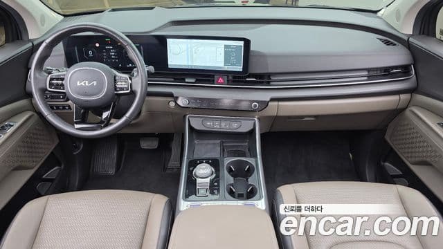 Kia Carnival 2024 — Şəkil 7/20
