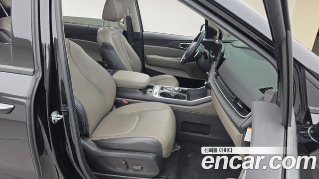 Kia Carnival 2024 — Şəkil 11/20