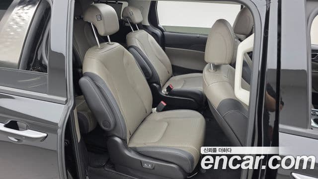 Kia Carnival 2024 — Şəkil 12/20