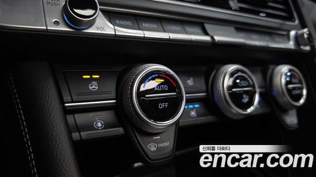Genesis G70 2019 — Şəkil 17/20