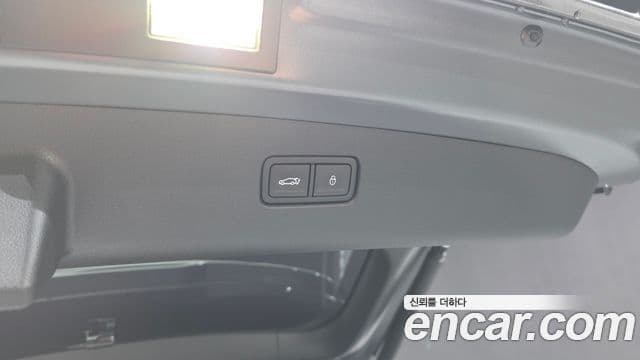 Genesis GV70 2023 — Şəkil 19/35