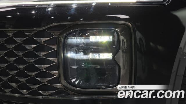 Hyundai Grandeur Hybrid 2023 — Photo 42/45