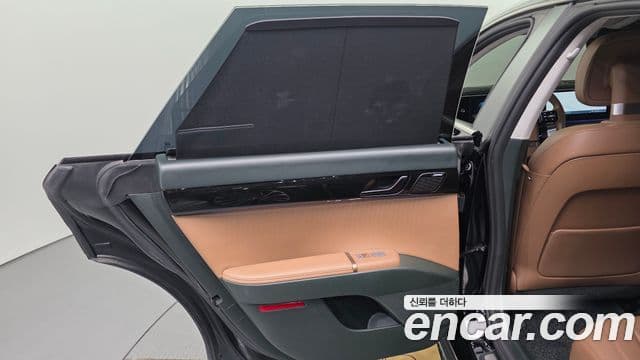Hyundai Grandeur Hybrid 2023 — Photo 14/45