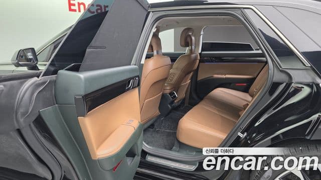 Hyundai Grandeur Hybrid 2023 — Photo 38/45